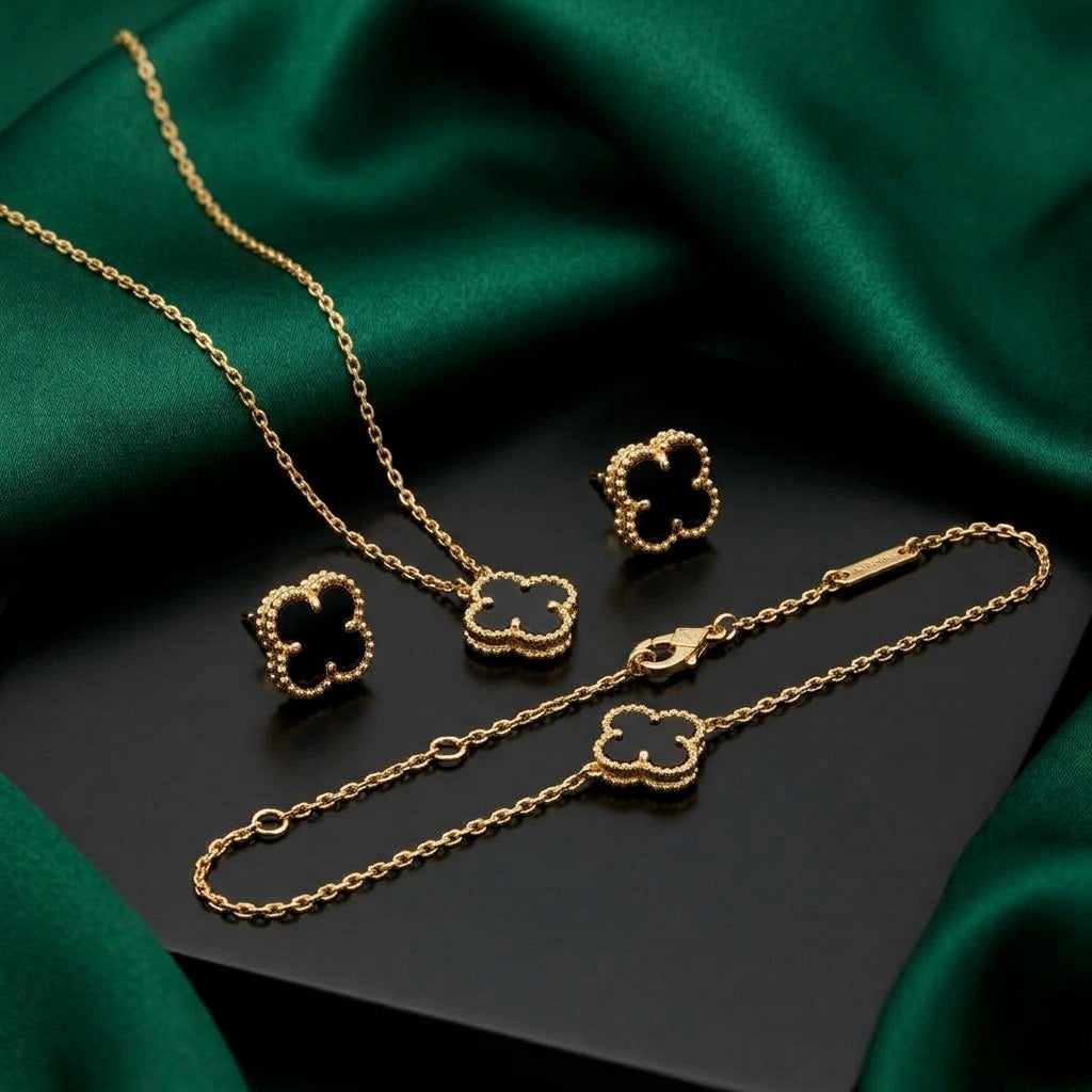 Van Cleef &amp; Arpels Vintage Alhambra Black Onyx Set