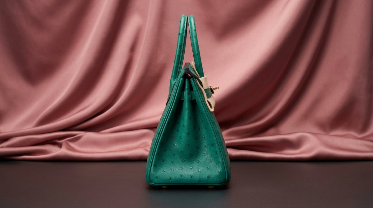 Hermès Birkin 25 Emerald Green Ostrich Leather with Gold Hardware
