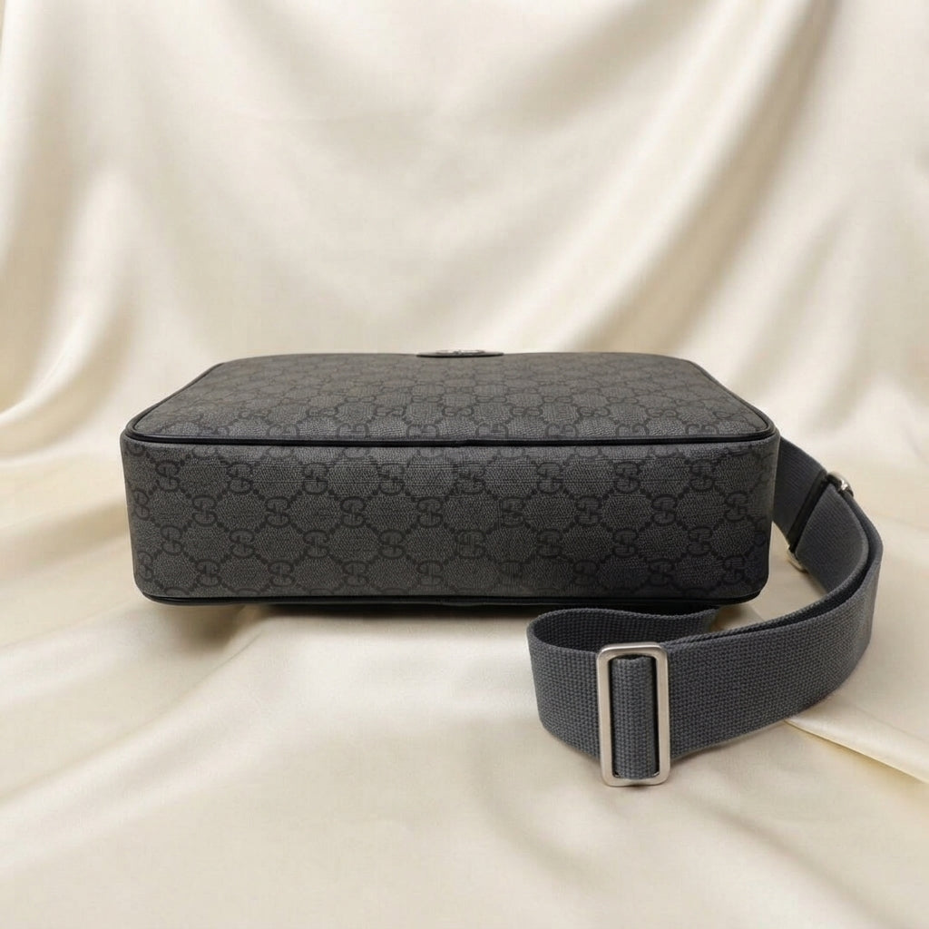 Gucci GG Supreme Messenger Bag | Black Monogram Canvas with Gold GG Hardware – | LisaLuxuryHub