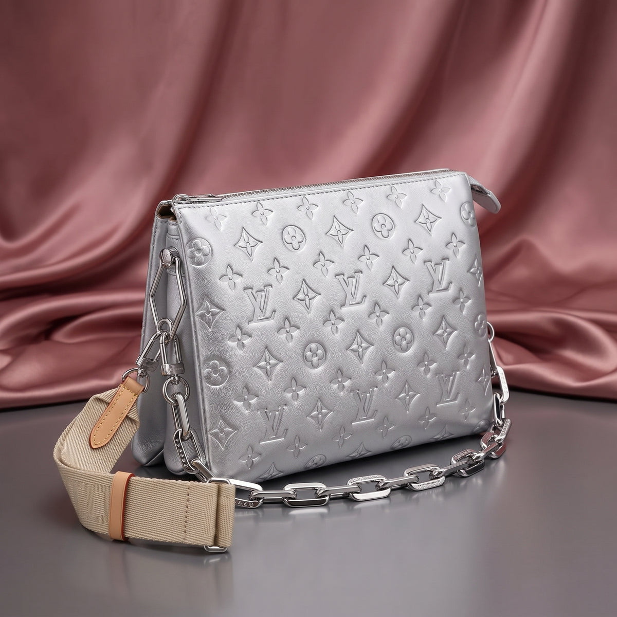 Metallic Silver LOUIS VUITTON Shoulder Bag .