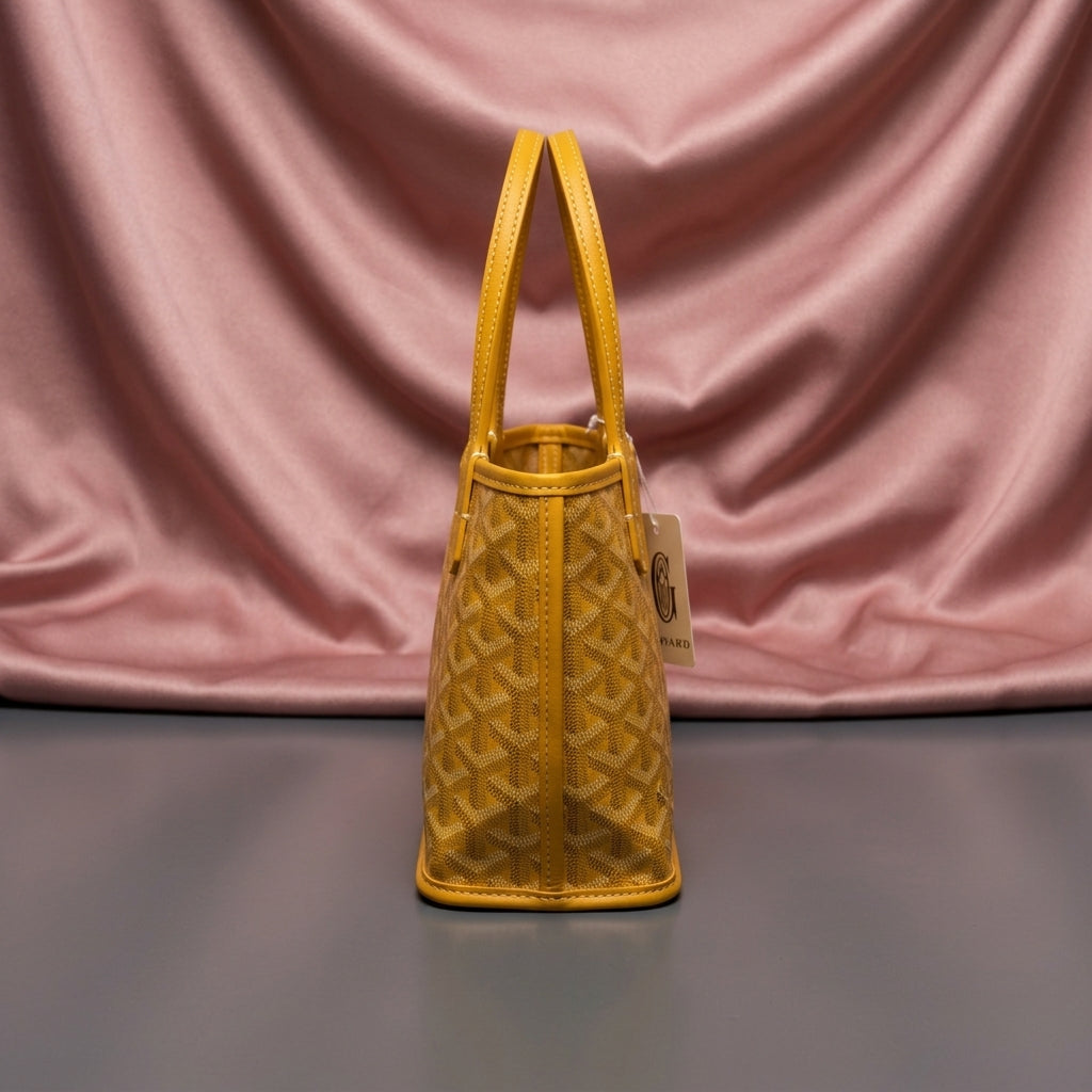 GOYARD Heritage Chevron Classic Tote — Structured Everyday Bag