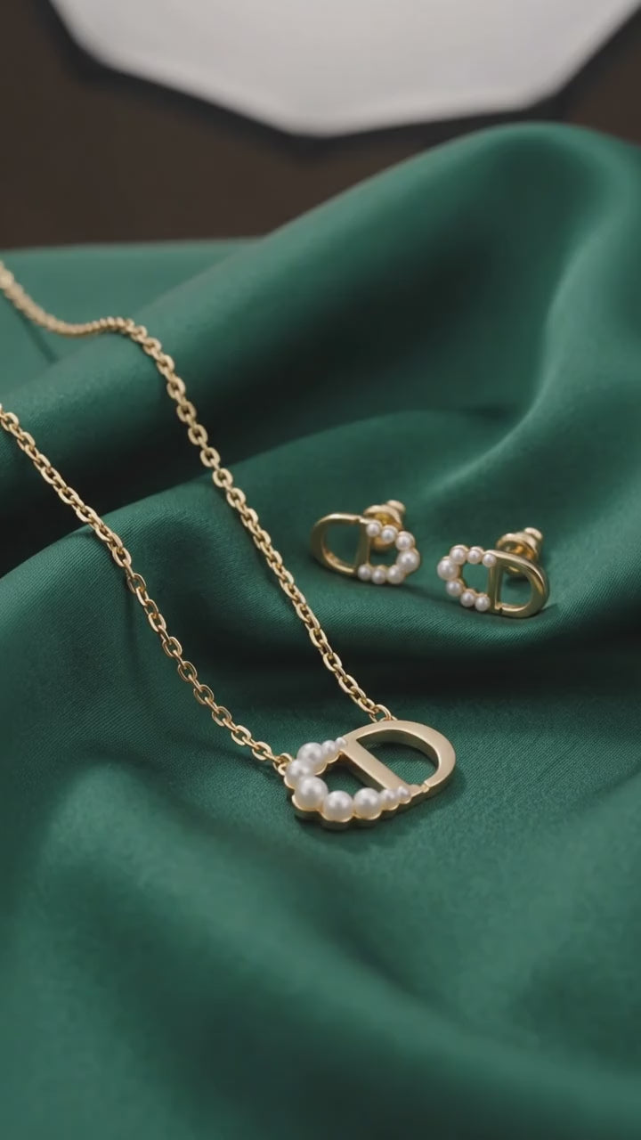 Dior Saint Dior Pearl Pendant Necklace &amp; Earrings Set